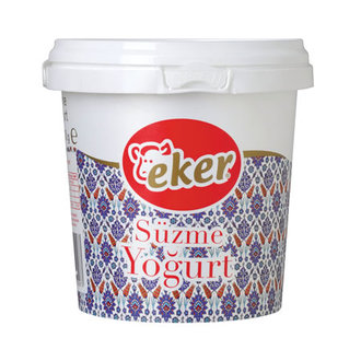 Eker Süzme Yoğurt 900 G